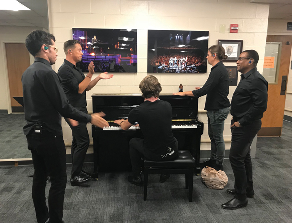 Hanson backstage